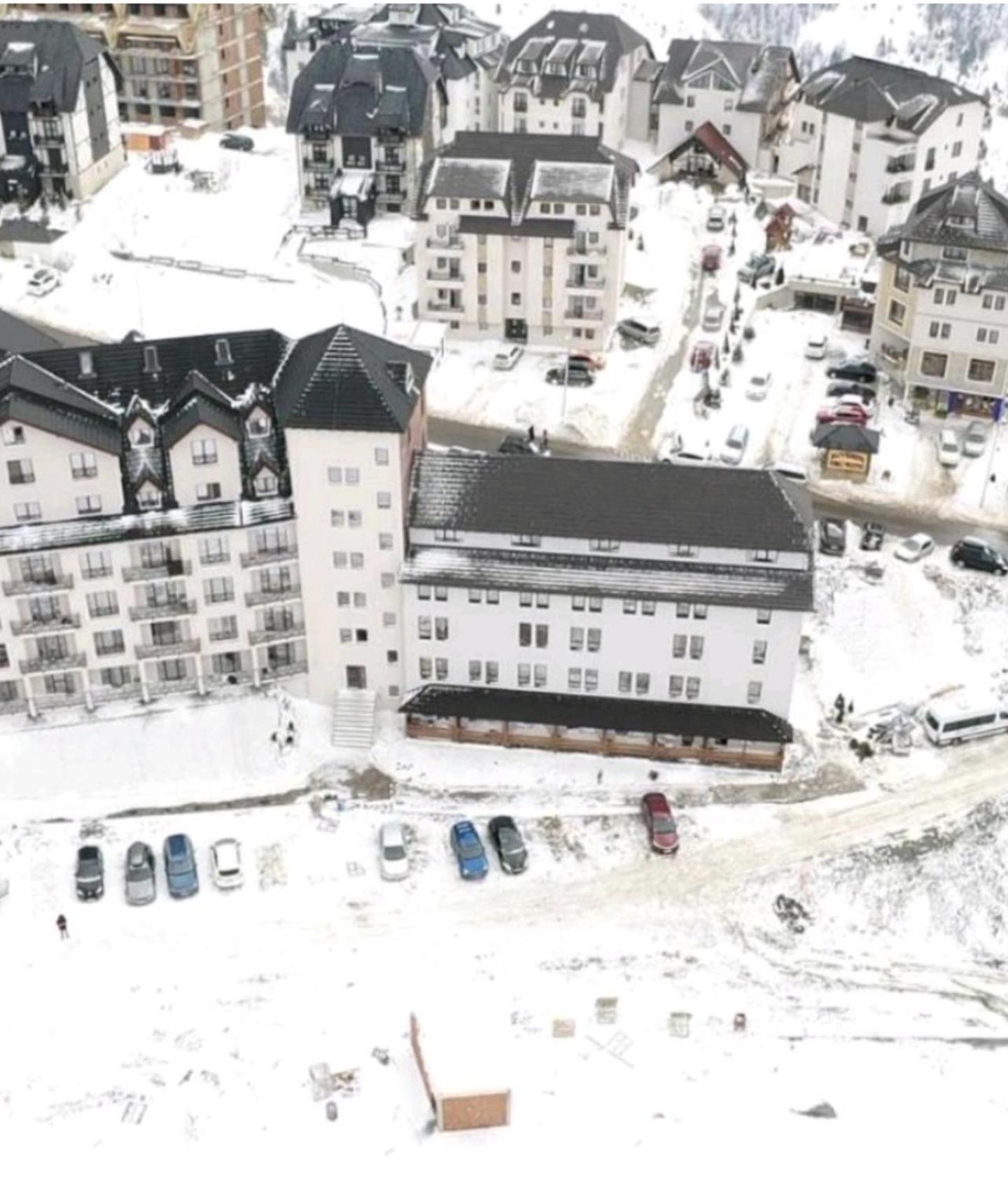 K19 Milmari Resort & Spa Kopaonik Exterior foto